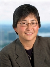 Lynn R Nakamoto